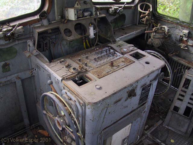 1294-V60SchrottimWaldKab-20011216