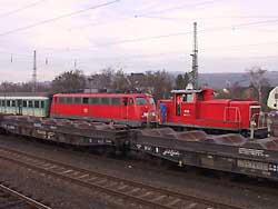 360 573 am 17.12.2003 in Andernach mit RB 11923 im Schlepp